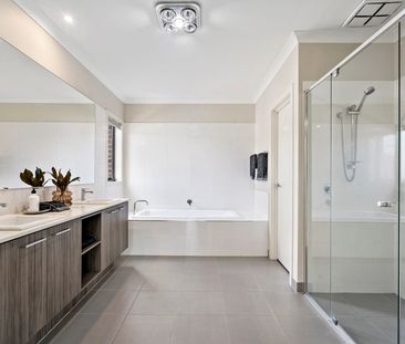 21 Thorburn Street, Hampton VIC 3188 - House For Rent | Domain - Photo 5