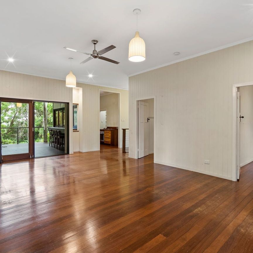 Hidden Gem in the Heart of Toowong! - Photo 1