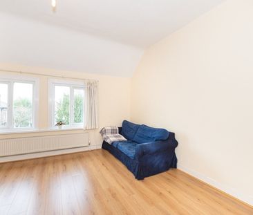 2 Bed Flat, Saint Mary's Road, W5 - Photo 2