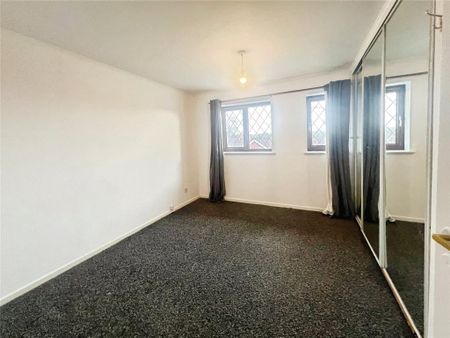 2 bedroom semi-detached house to rent - Photo 2