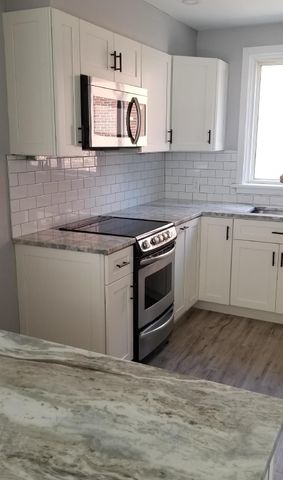 3 - 95 Irving Avenue - Photo 3
