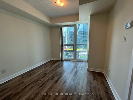 For Lease - 18 Harbour Street Unit# 1205, Toronto, Ontario - Photo 4