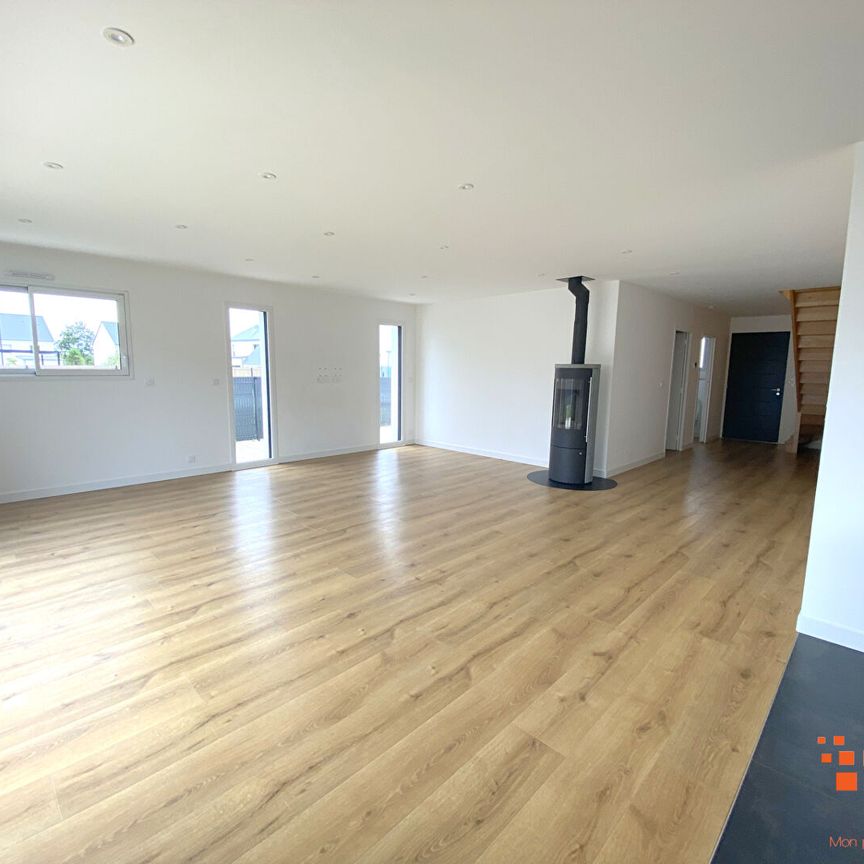 Location Maison 7 pièces 149m² - Photo 1