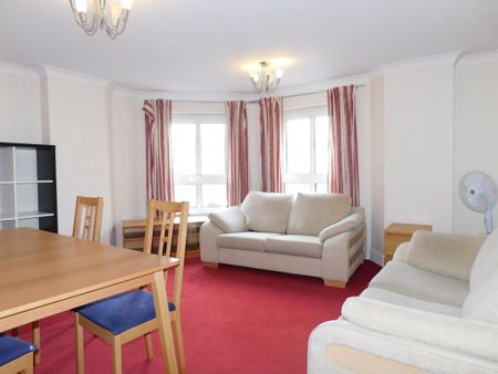 2 bedroom flat to rent - Photo 2