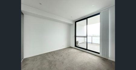 Spacious Bright 2 Bedroom Apartment - Photo 3