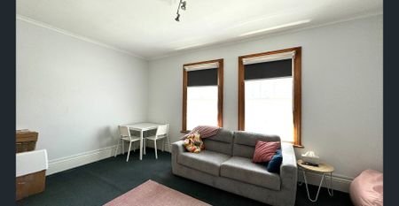 CITY LIVING - Photo 2