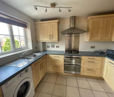Brookfield Court, Alcester Road, Stratford-upon-Avon - Photo 4