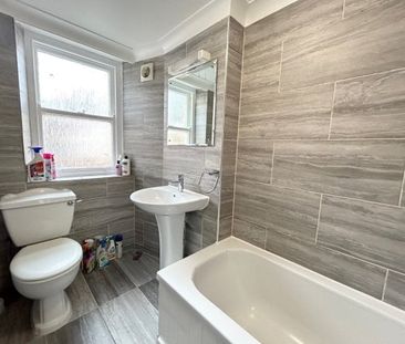 Old Christchurch Road, Bournemouth - Photo 3