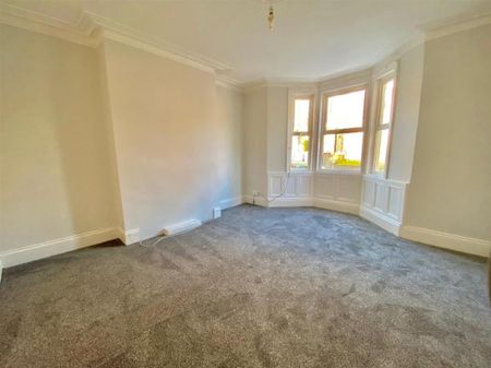 Windsor Avenue, Bensham, Gateshead - Photo 3