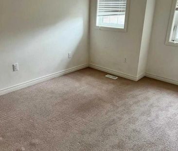 55 Kempsford Crescent - Photo 2