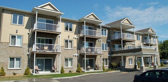 Grand 4 1/2 à louer à St-Hyacinthe - Photo 2