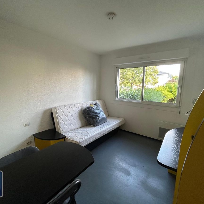 Location Appartement 1 pièce 16m² POITIERS 86000 - Photo 1