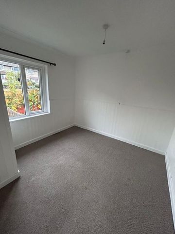 Highbury Place, Cardiff. CF5 $LP - Photo 4