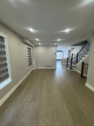 For Lease - 7695 Doverwood Drive, Mississauga, Ontario - Photo 1