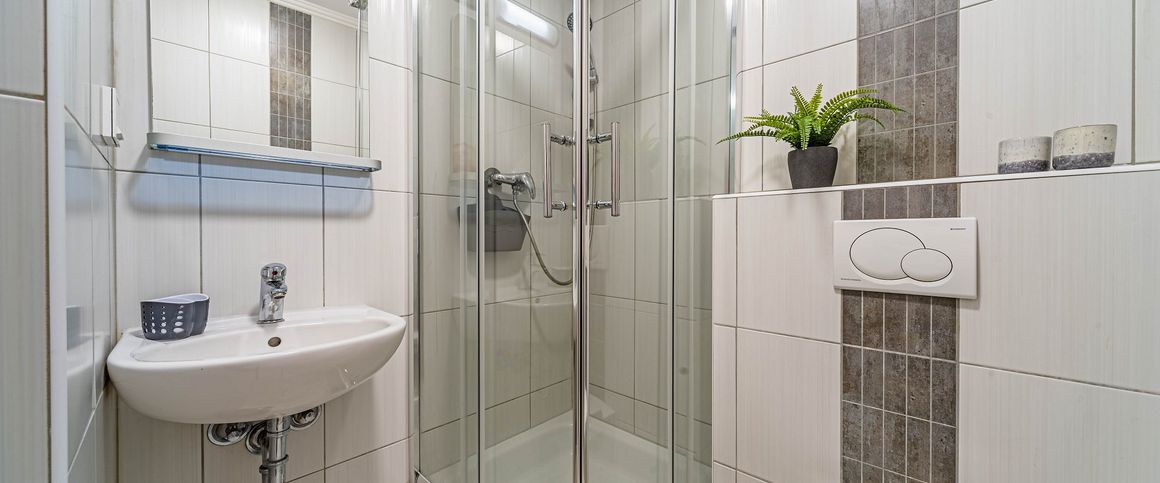 City-Residence: Günstiges Apartment im Gallusviertel ohne Küche - Photo 1