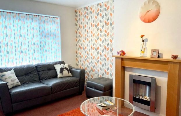 2 bedroom house to rent - Photo 1