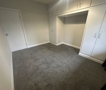 3 bedroom apartment to rent - Photo 6
