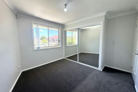 CONTEMPORARY DUPLEX IN HIGHLY DESIRED LOCATION - Photo 5