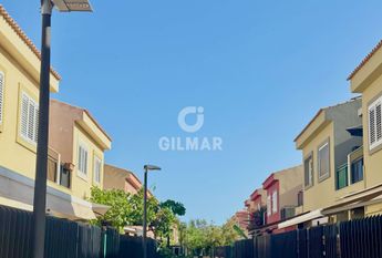 Chalet Adosado en alquiler en San Bartolomé de Tirajana – Las Palmas