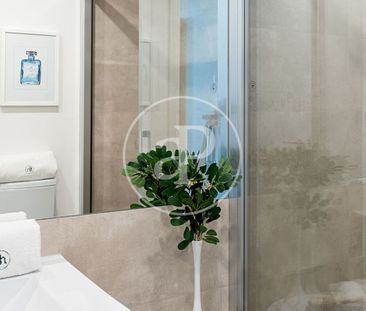 2 bedroom luxury penthouse for rent in Madrid, Spain - Photo 5