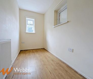 2 bedroom end of terrace house to rent - Photo 3