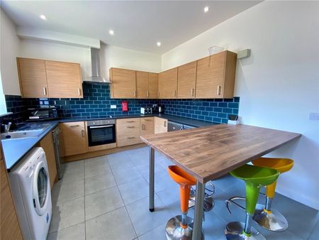 24 Victoria Street, Huddersfield, HD5 - Photo 4