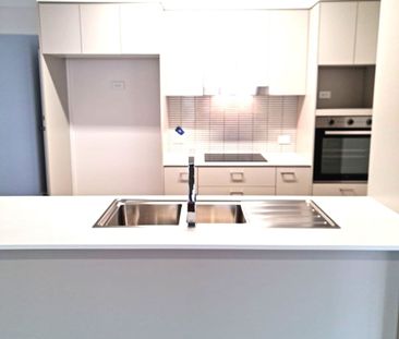 AVAILABLE 08/11/2025 - 4 BEDROOM- 2 BATHROOM FULLY DUCTED AIR-CONDI... - Photo 3