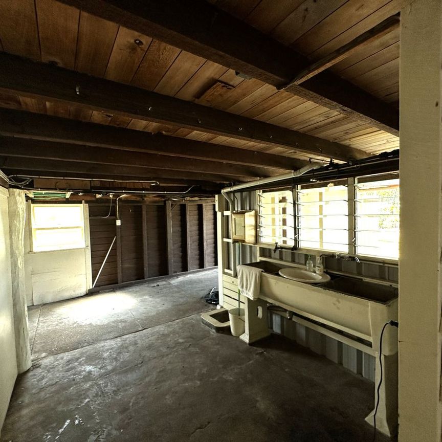 Renovated Spacious Queenslander - Photo 1