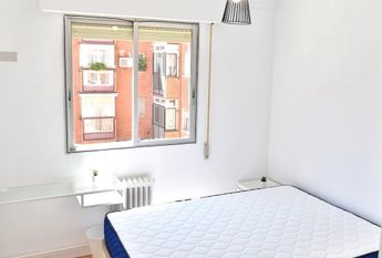 Calle de la Liberación, Madrid, Community of Madrid 28033