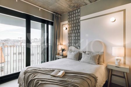 4 room luxury Apartment for rent in Lisbon, Portugal - Photo 5