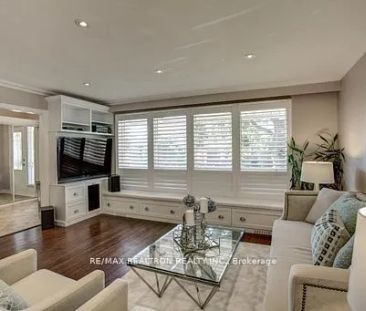 7 Stafford Road #Main - Photo 2