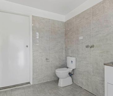 Beautiful 4-Bedroom Home in St Marys - Photo 4