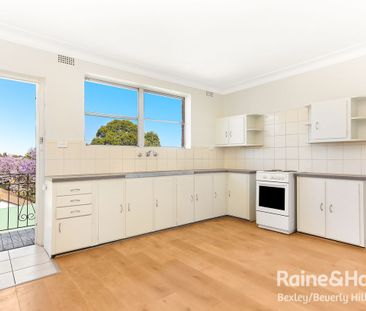 1/65B Gloucester Road, Hurstville, NSW 2220 - Photo 3