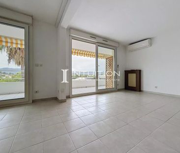 Location Appartement 4 pièces 92m² LE CANNET 06110 - Photo 4