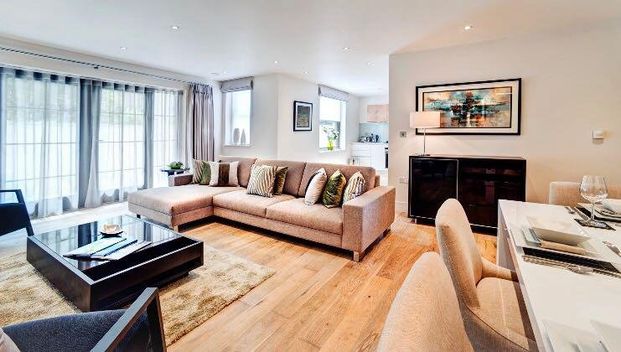 Octavian House, 15-17 Alexandra Road, London, NW8 0DP - Photo 1