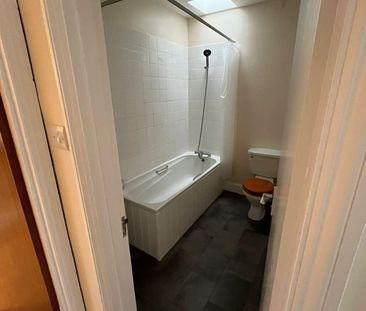 A charming one bedroom first floor flat situated in the centre of t... - Photo 2