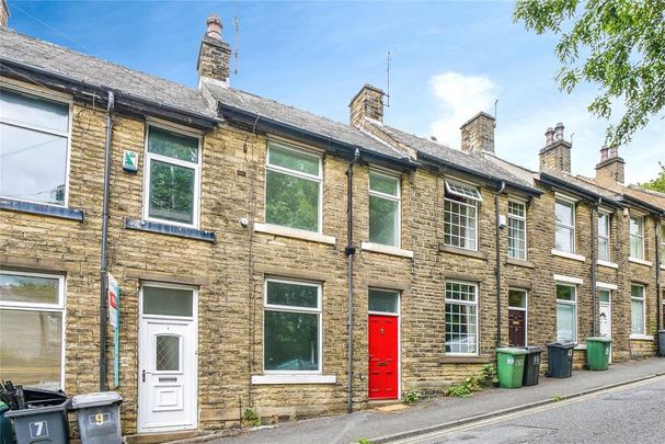 2 bedroom terraced house to rent - Photo 1