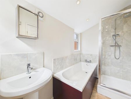 3 BED Terraced House To rent - Photo 3