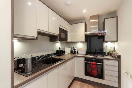 3 bedroom apartment to rent - Photo 5