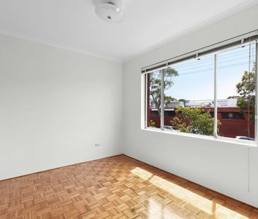 First floor apartment in a convenient location - Photo 6