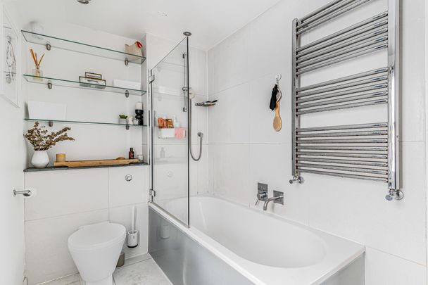 Tremadoc Road - Photo 1