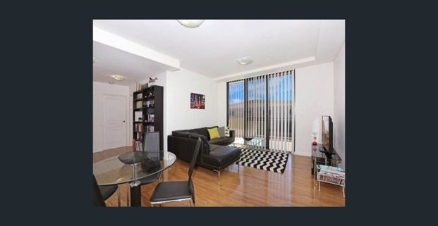 Huge L-shape Entertaining Balcony With District Views - Photo 1