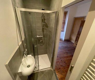 House share to rent - Photo 2