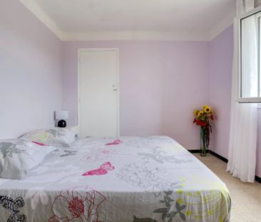 Location Appartement 3 pièces 71m² LA CIOTAT 13600 - Photo 6