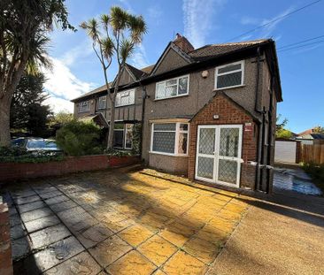 3 bedroom semi-detached house to rent - Photo 4