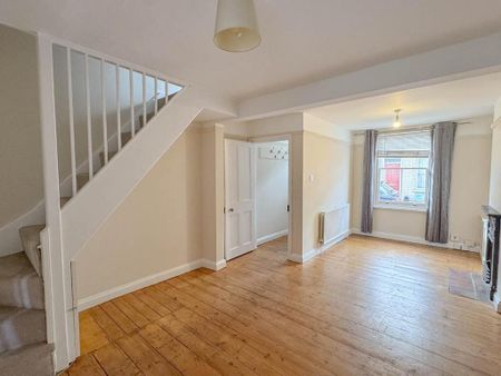 2 bedroom terraced house to rent - Photo 2