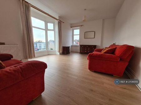 2 bedroom flat to rent - Photo 3