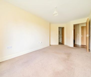 2 bedroom flat to rent - Photo 3