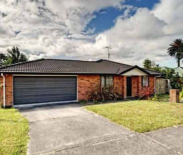 Lovely Family Home - Double Garage - Fully Fenced - Photo 4