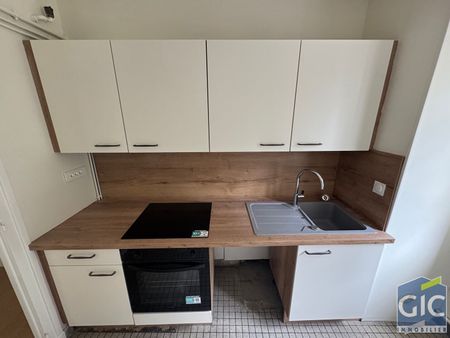 Location Appartement 5 pièces 93m² - Photo 4